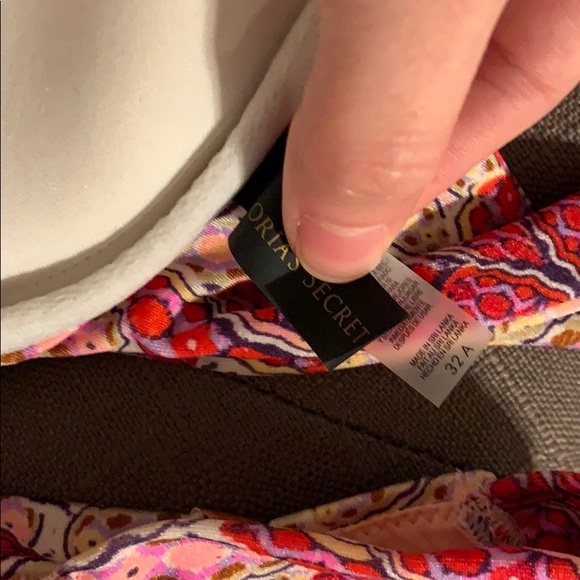 Victoria Secret Push Up Bandeau Style Bikini Top - Picture 3 of 4